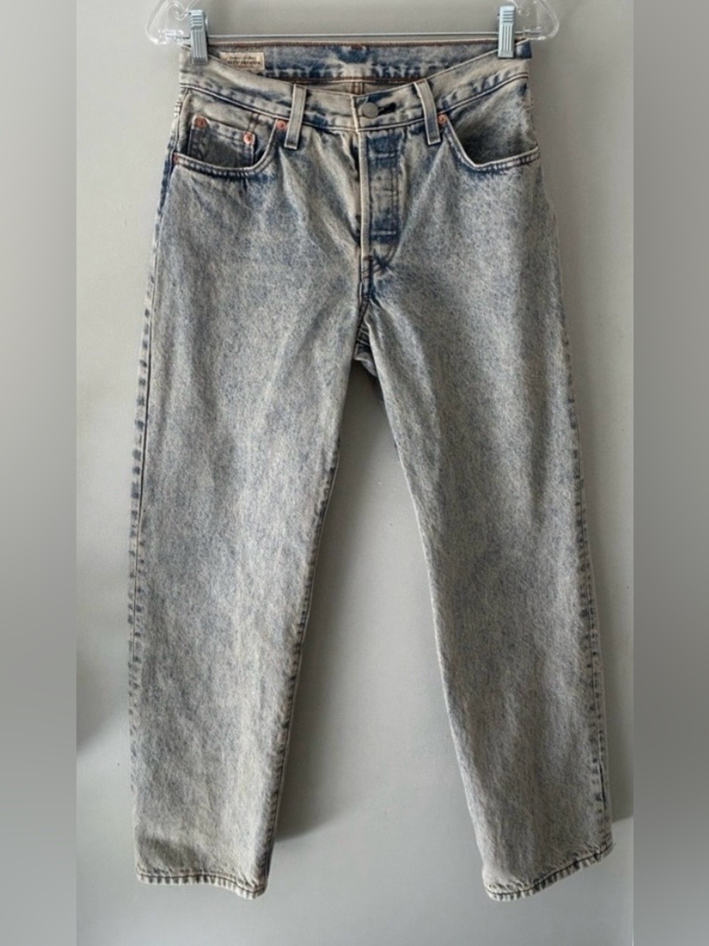 Levi’s Premium 501 ‘90s Women’s High Rise StraightLeg Jeans Button Fly LightWash